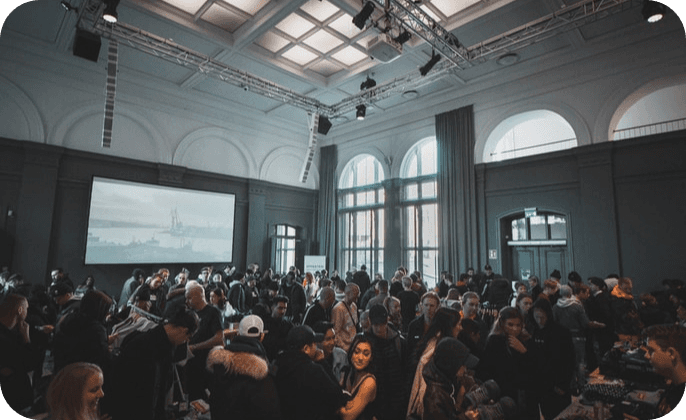 6 Strategies to Find Your Conference Keynote and Other Speakers